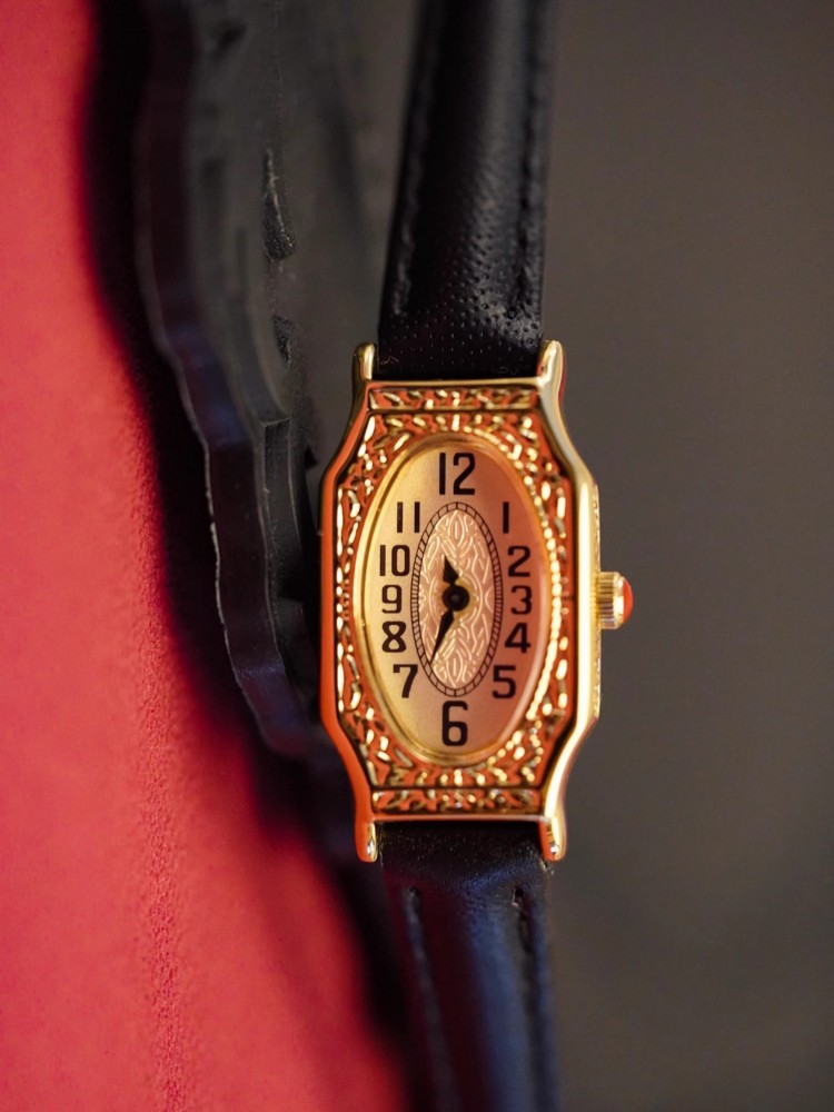 Винтажные женские часы с золот – обзор и цена Leatherwork Ideas